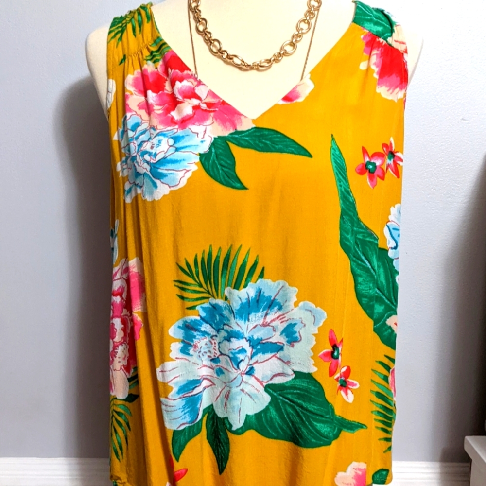 Old Navy sleeveless top